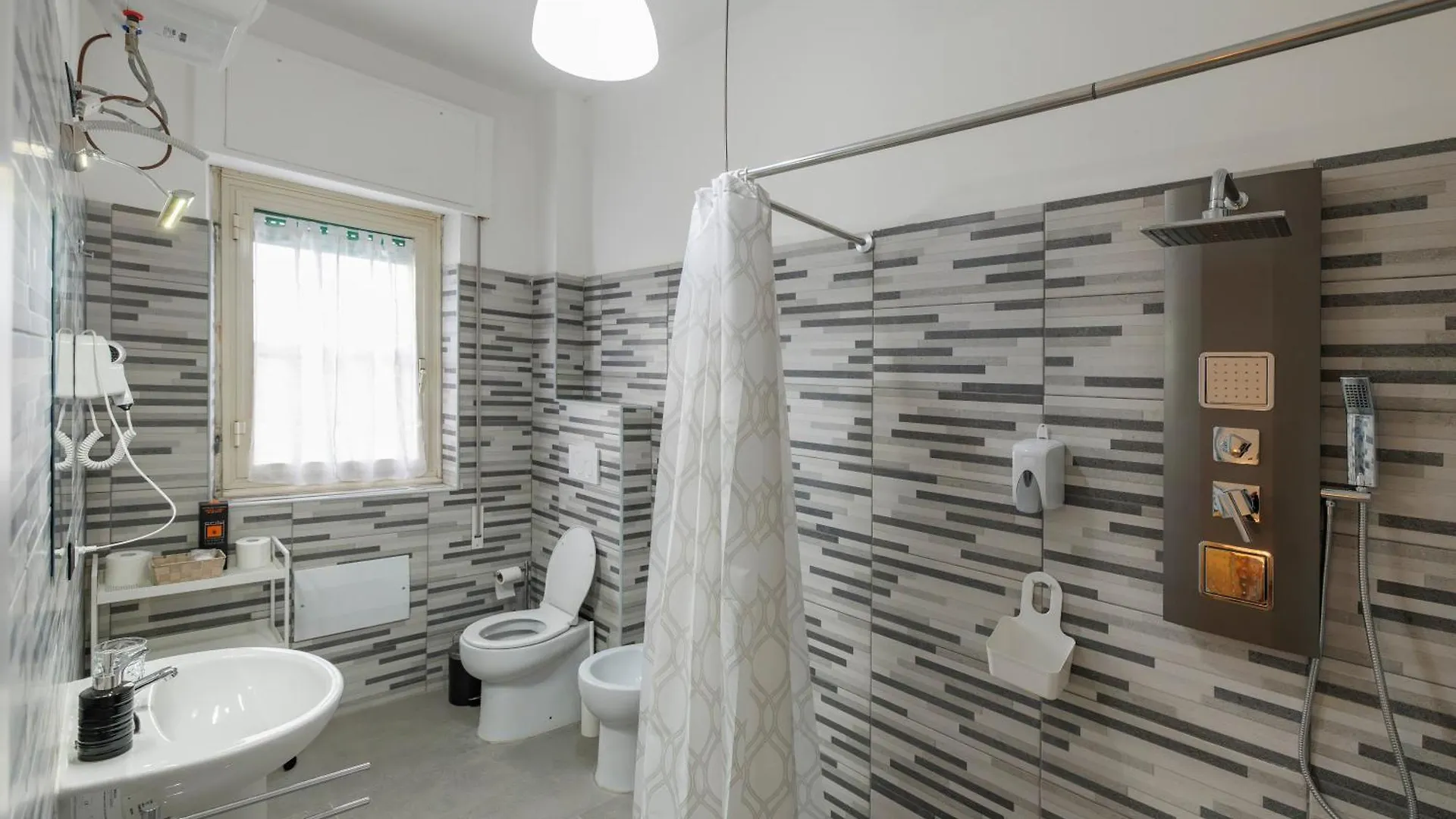 La Fenice Suites Sardinia Quartu Sant'Elena